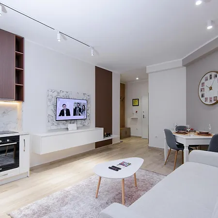 Apartment Loris 203 *